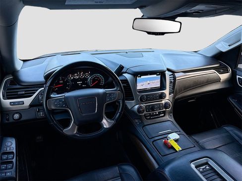 Used 2019 GMC Yukon Denali w/ Open Road Package image 25