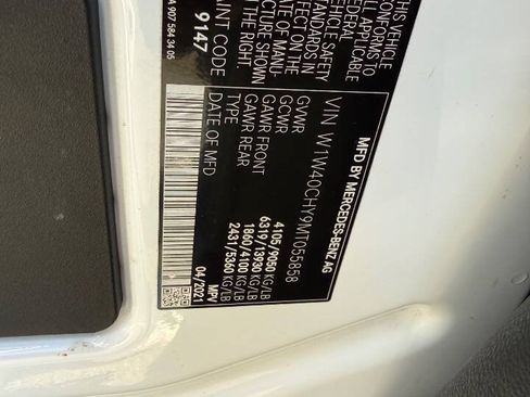 Used 2021 Mercedes-Benz Sprinter 2500 image 24