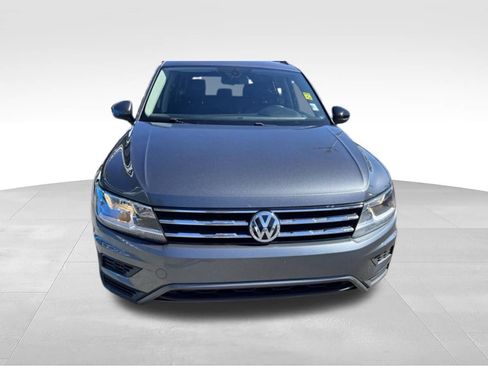 Used 2020 Volkswagen Tiguan SE AWD/4WD image 8