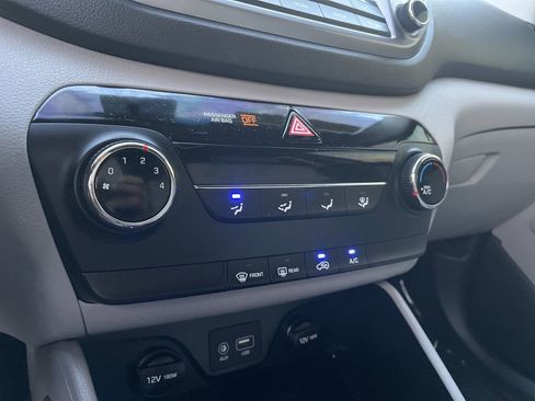Used 2018 Hyundai Tucson SE FWD image 21