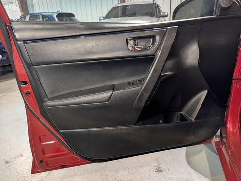 Used 2018 Toyota Corolla SE image 13