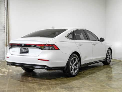 Used 2024 Honda Accord EX image 8