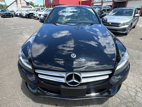 Used 2018 Mercedes-Benz C 300 4MATIC Sedan image 2