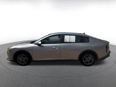 Used 2025 Kia K4 FWD image 9