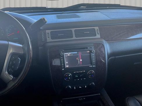 Used 2013 GMC Sierra 1500 Denali AWD/4WD image 3