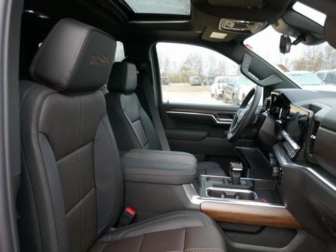 New 2026 Chevrolet Silverado 1500 High Country image 10