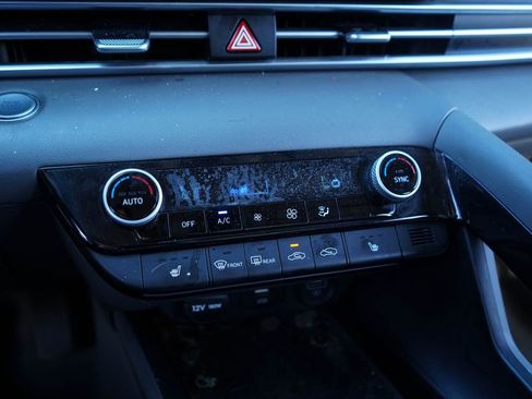 Used 2022 Hyundai Elantra SEL w/ Convenience Package image 21