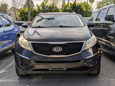 Used 2016 Kia Sportage LX w/ LX Popular Package image 2