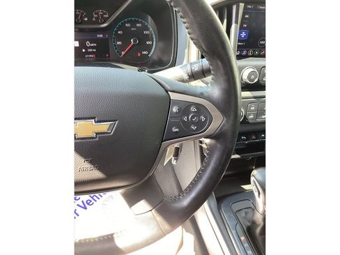 Used 2022 Chevrolet Colorado Z71 w/ Safety Package AWD/4WD image 31