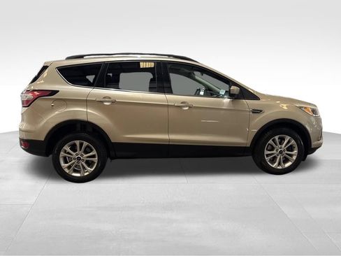 Used 2018 Ford Escape SE AWD/4WD image 6