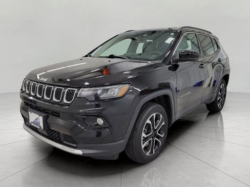 Used 2023 Jeep Compass Limited AWD/4WD image 12