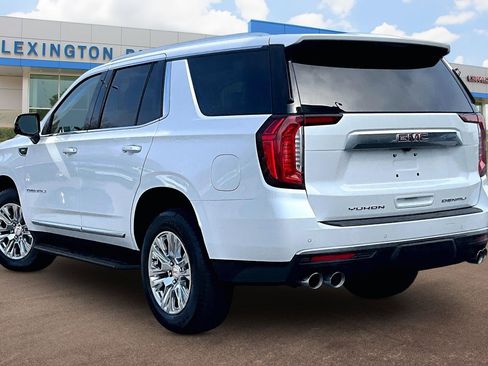 Used 2024 GMC Yukon Denali image 2