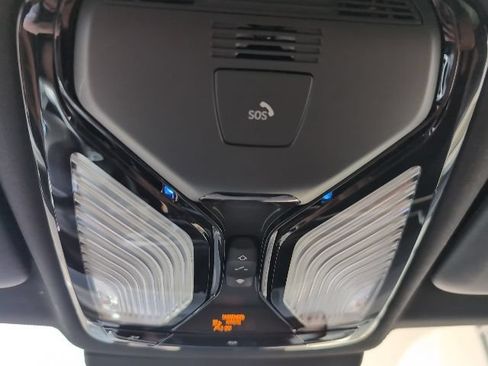 Used 2024 BMW X5 xDrive40i w/ Premium Package AWD/4WD image 20