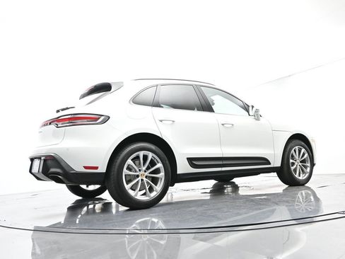 Certified 2022 Porsche Macan image 52