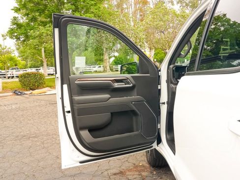 New 2026 GMC Sierra 1500 Elevation image 19