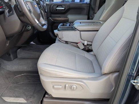 Used 2019 Chevrolet Silverado 1500 LT w/ All-Star Edition AWD/4WD image 13