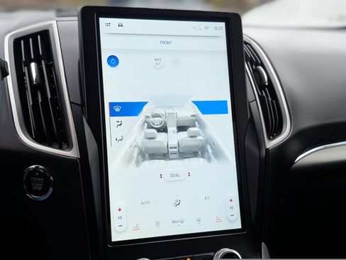 Used 2022 Ford Edge SEL w/ Convenience Package image 22