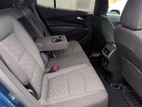 Used 2020 Chevrolet Equinox LT w/ Driver Convenience Package AWD/4WD image 28