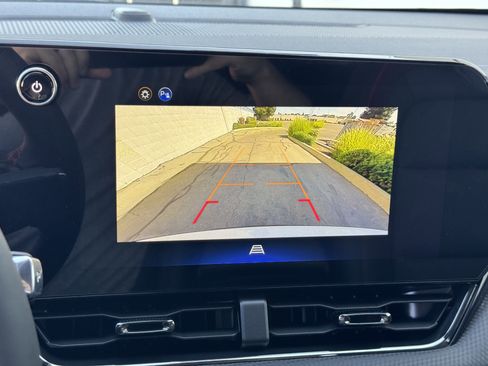 New 2026 Chevrolet Equinox RS w/ LPO, Floor Liner Package image 21