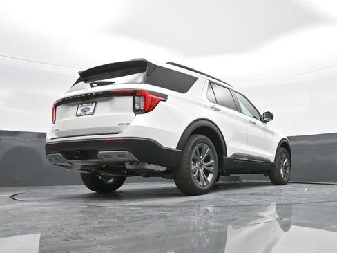 New 2026 Ford Explorer Active image 61