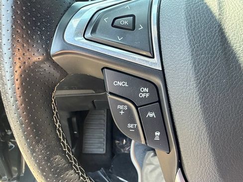 Used 2022 Ford Edge ST w/ Equipment Group 401A AWD/4WD image 19