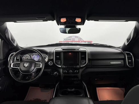 Used 2022 RAM 1500 Big Horn AWD/4WD image 11