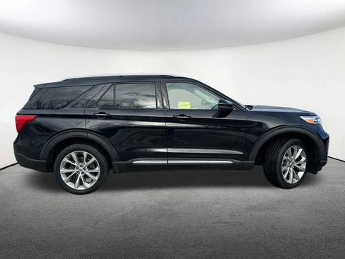 Used 2021 Ford Explorer Platinum w/ Equipment Group 601A image 17