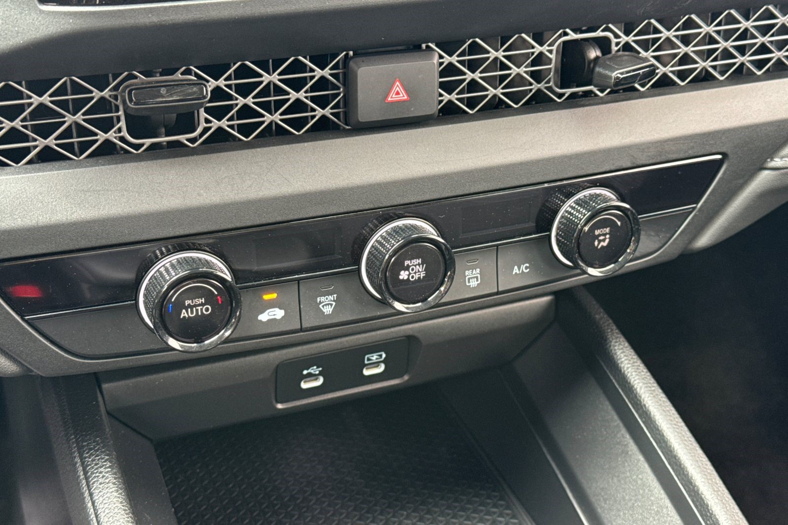 Certified 2025 Honda Accord LX image 18