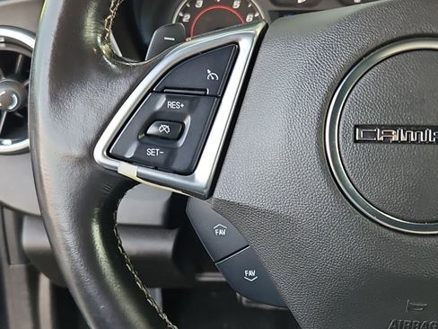 Used 2020 Chevrolet Camaro LT RWD image 11