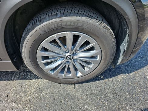Used 2024 MAZDA CX-90 3.3 Turbo w/ Preferred Package AWD/4WD image 9