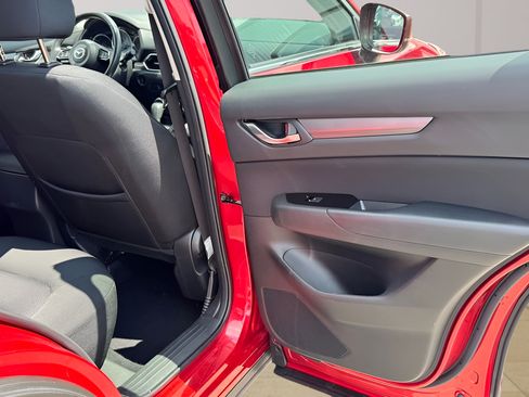 Used 2019 MAZDA CX-5 Sport FWD image 13