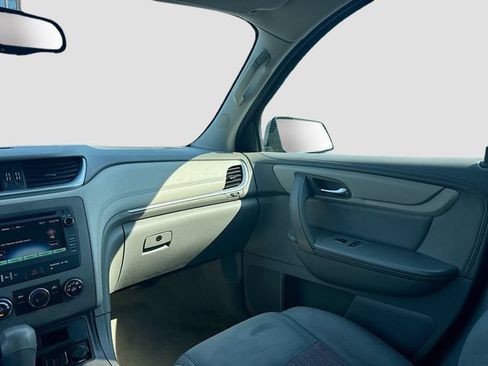 Used 2017 Chevrolet Traverse LS FWD image 26