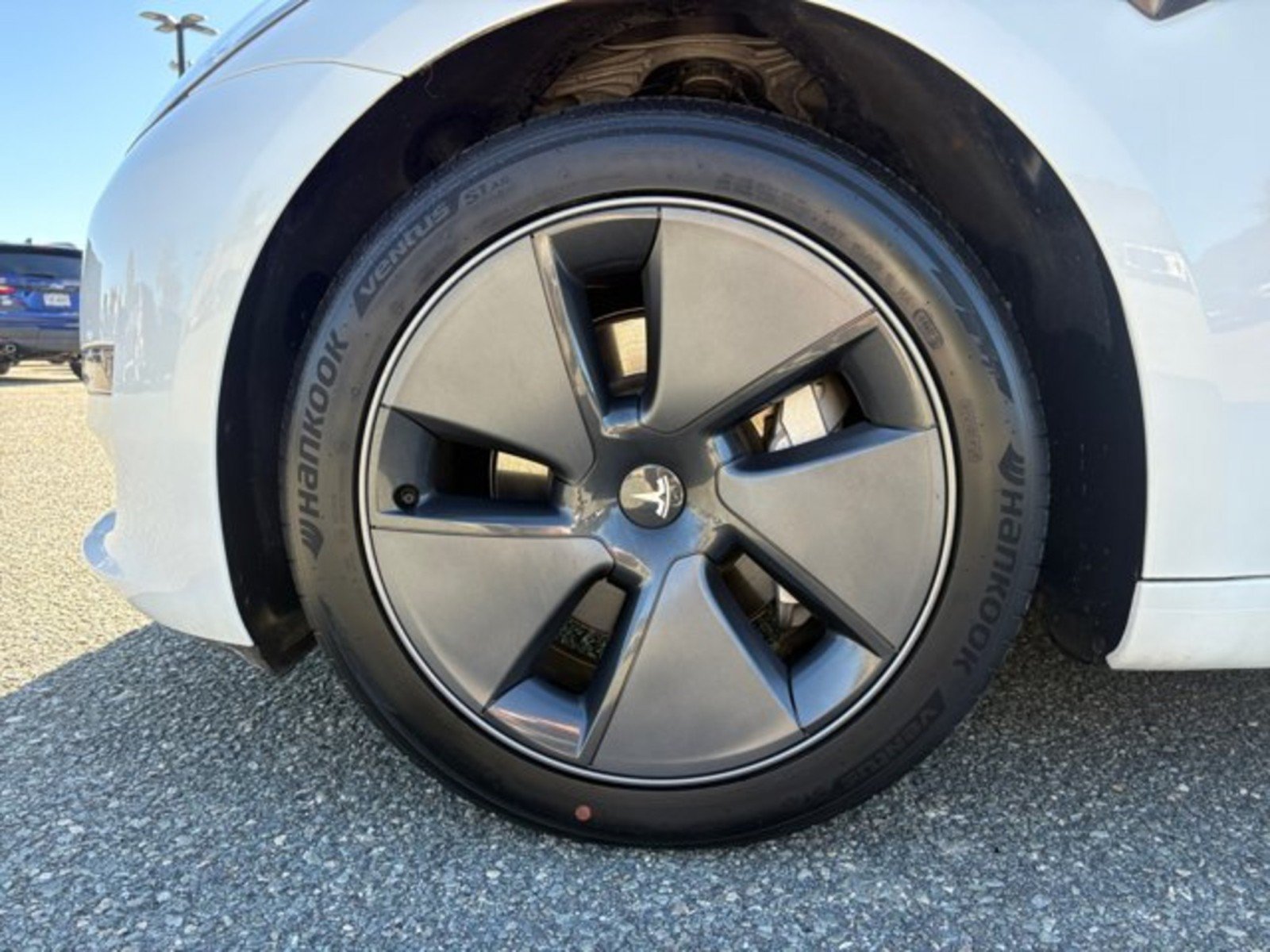 Used 2023 Tesla Model 3 Standard Range RWD image 9