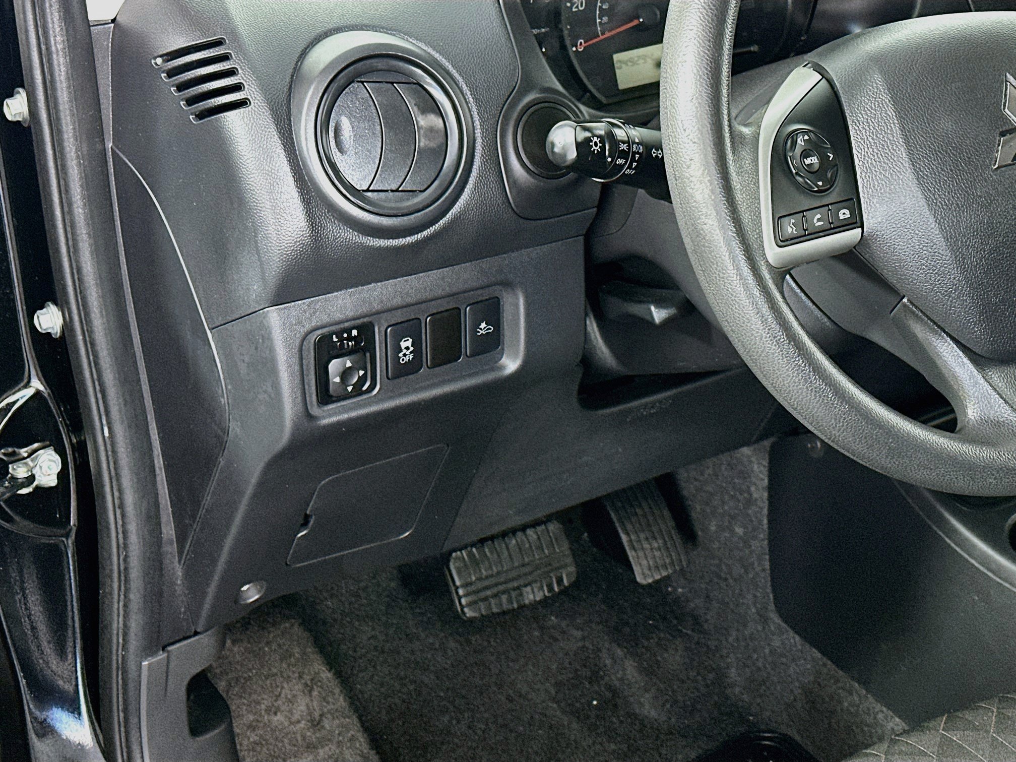Used 2024 Mitsubishi Mirage ES FWD image 16