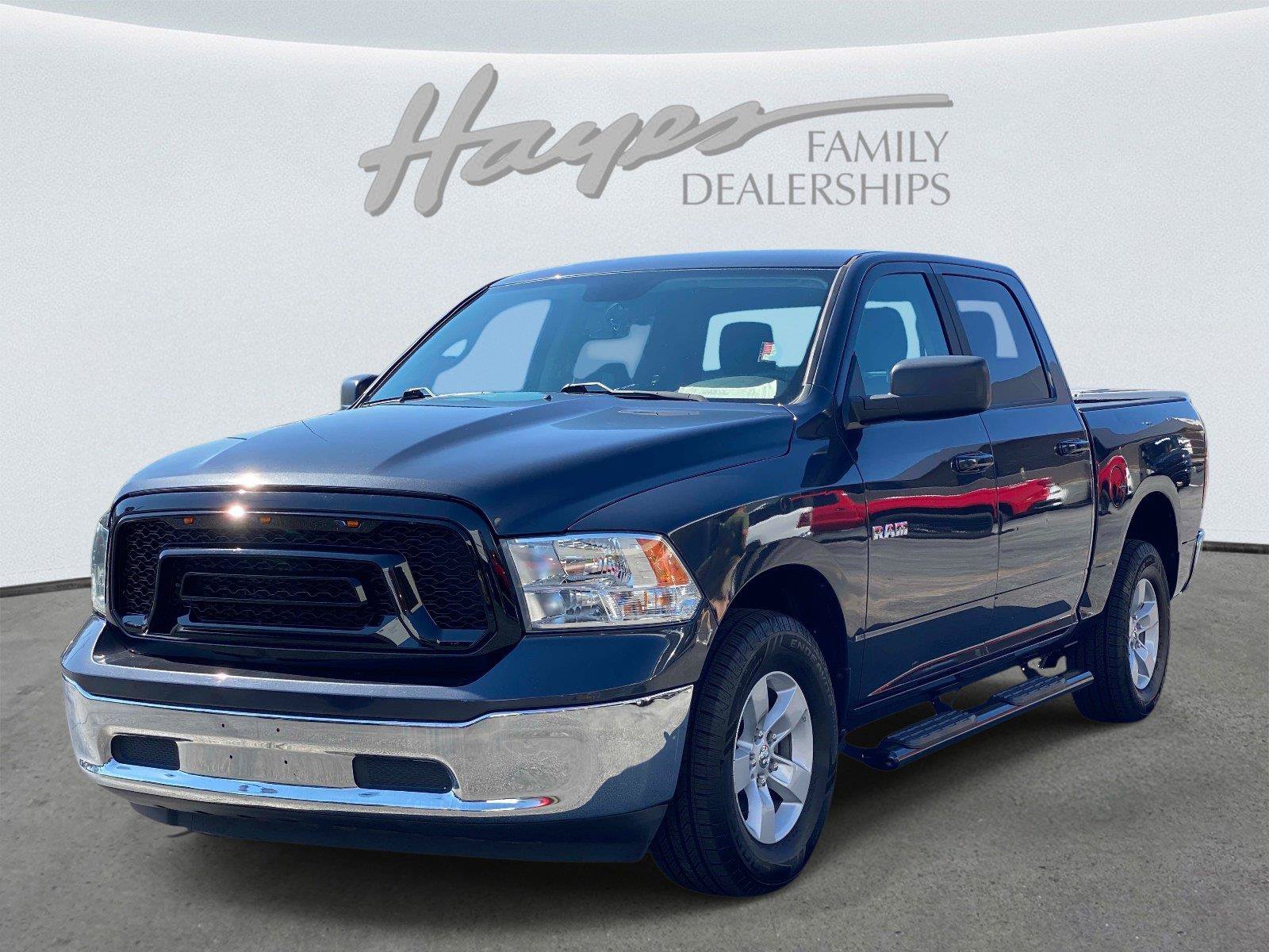 Used 2021 RAM 1500 Classic SLT AWD/4WD image 10