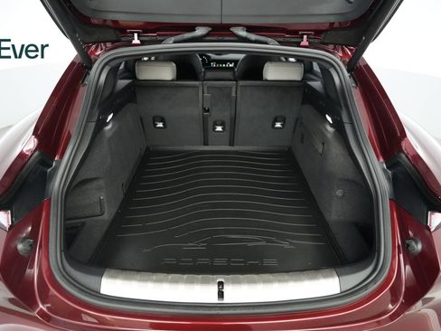 Used 2023 Porsche Taycan 4S AWD/4WD image 8