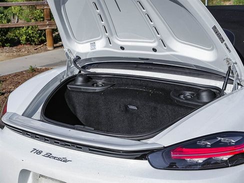 Used 2019 Porsche 718 Boxster image 33