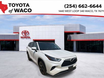 Used 2023 Toyota Highlander L