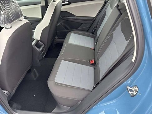 New 2026 Volkswagen Taos S image 5