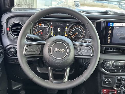 New 2026 Jeep Wrangler Unlimited Rubicon AWD/4WD image 12