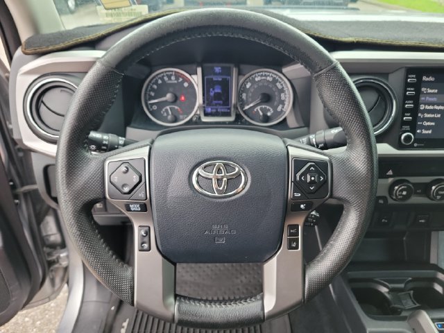 Used 2020 Toyota Tacoma SR5 RWD image 25
