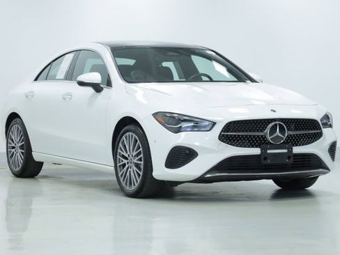 Used 2025 Mercedes-Benz CLA 250 CLA 250 image 3