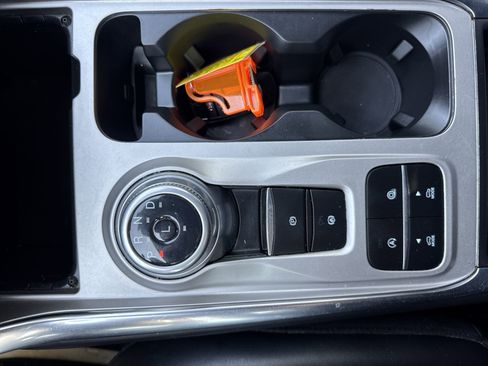 Used 2023 Ford Explorer XLT w/ Equipment Group 202A image 20