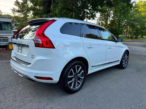 Used 2017 Volvo XC60 T6 Dynamic w/ Preferred Option Package AWD/4WD image 6