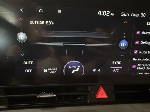 Used 2023 Kia Sportage EX AWD/4WD image 29