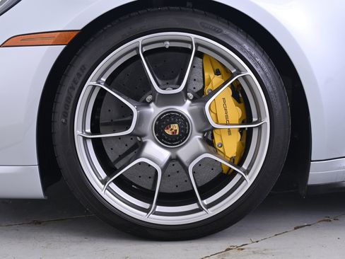 Used 2021 Porsche 911 Turbo image 11