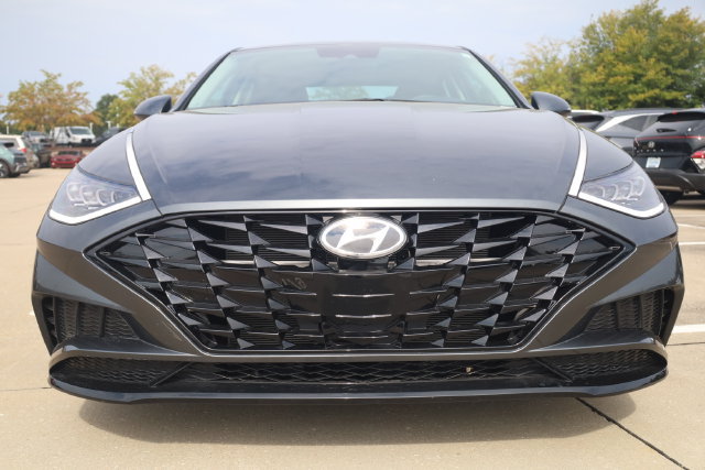 Used 2023 Hyundai Sonata SEL w/ Cargo Package FWD image 4