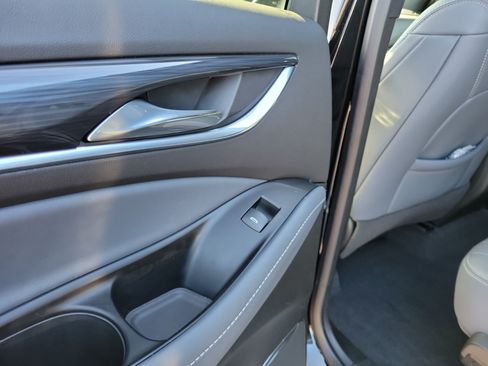 Used 2024 Buick Enclave Essence w/ Experience Buick Package FWD image 13
