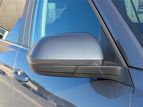 Used 2024 Volkswagen Atlas SE image 12