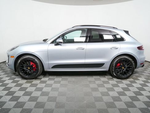 Certified 2017 Porsche Macan GTS image 2